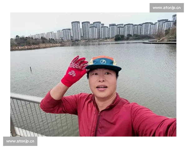 500 人湖畔开跑！2025 济南高新区彩虹湖健康跑燃动金秋