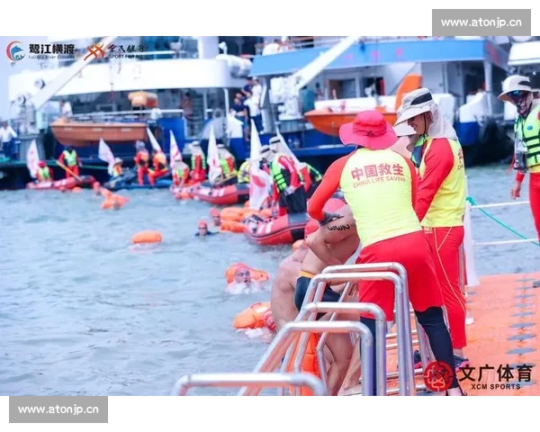 600 泳士搏浪鹭江！2025 横渡活动续写世纪传奇